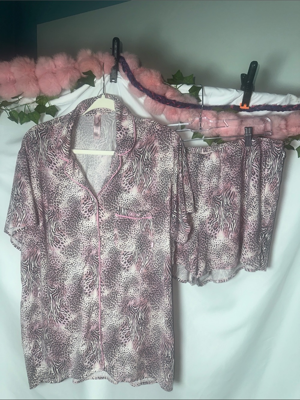 SKIMS Pink Animal-Print Short Pajama Set